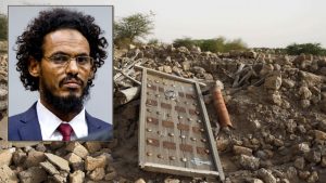 The rubble left from an ancient mausoleum destroyed by Islamist militants, is seen in Timbuktu, Mali, July 25, 2013. A former trainee teacher accused of damaging monuments in the name of Islam in the ancient Malian city of Timbuktu will stand before the International Criminal Court on March 1, 2016 for a hearing to decide if he should face a landmark trial. Picture taken July 25, 2013. REUTERS/Joe Penney - RTS8MB6